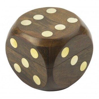 Foto - WOODEN DICE BOX WITH DICE, 7 cm